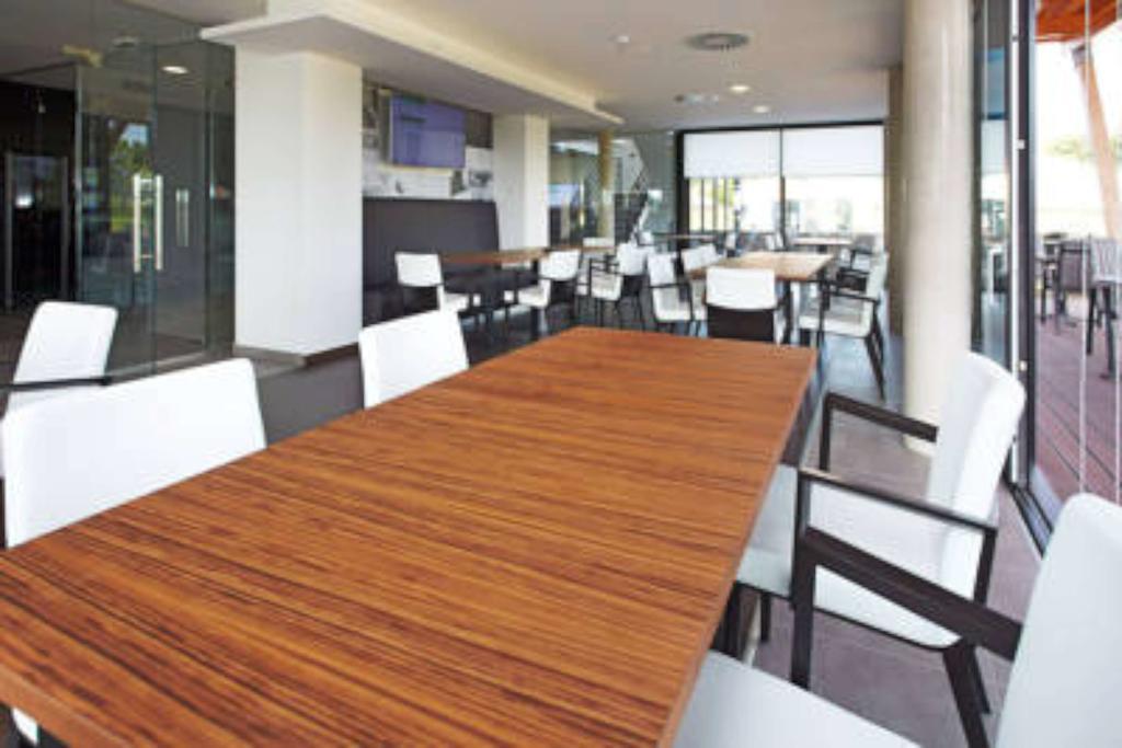 Konference Park Hotel Hradec Králové Kültér fotó